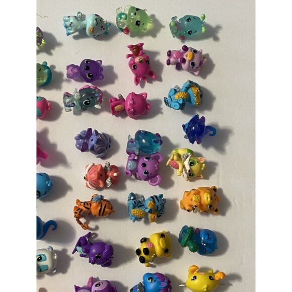 Lot 50+ Hatchanimals Mini Figures Adorable Animal Characters Fun Play Collecting - Picture 8 of 12